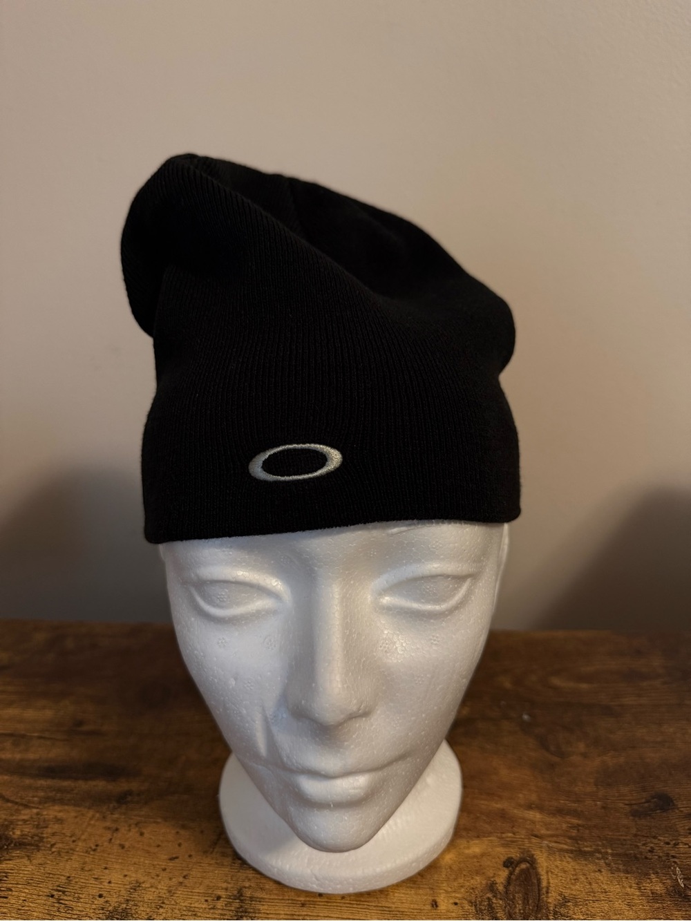 Oakley Vintage Y2K Black Knit Beanie